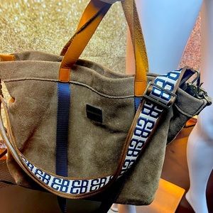 Parker Thatch  LIL EASY - SUEDE
TAUPE